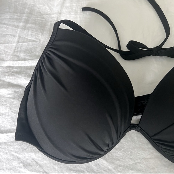 Shade & Shore Black Bikini Top, Padded w/ Underwire - Picture 2 of 6